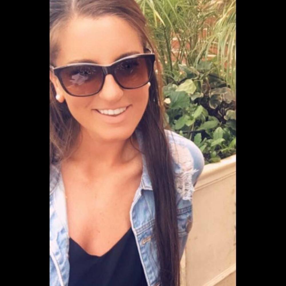 Meet your Posher, Dayna